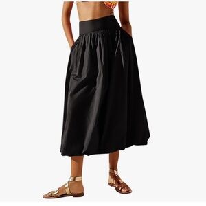 NWOT Black bubble Maxi Skirt cute cinched waist Large